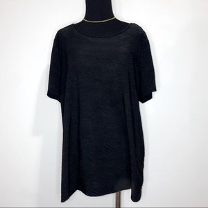 *NWOT* JM Collection Black Short Sleeve T-Shirt w/ Swirl Design